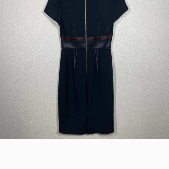 Diane Von Furstenberg 4 Tailored V Neck Sheath Dress Black Short Sleeves - Picture 9 of 10